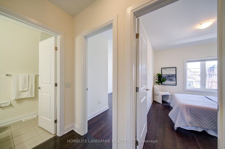 Photo 26 at 17 Duncombe Lane, South Richvale, Richmond Hill