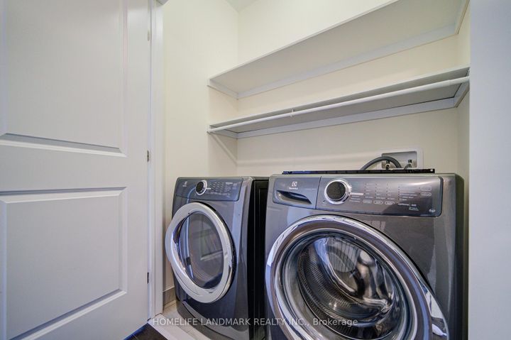 Photo 39 at 17 Duncombe Lane, South Richvale, Richmond Hill