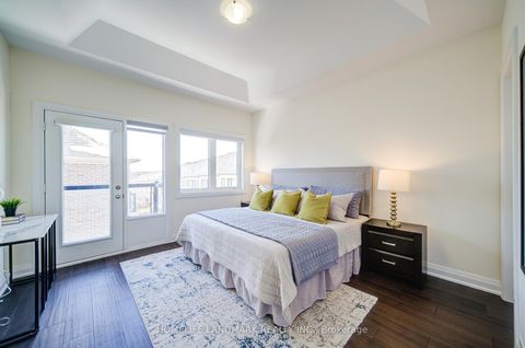 Photo 27 at 17 Duncombe Lane, South Richvale, Richmond Hill