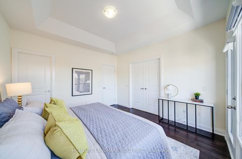 Photo 28 at 17 Duncombe Lane, South Richvale, Richmond Hill