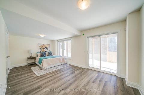 Photo 32 at 17 Duncombe Lane, South Richvale, Richmond Hill