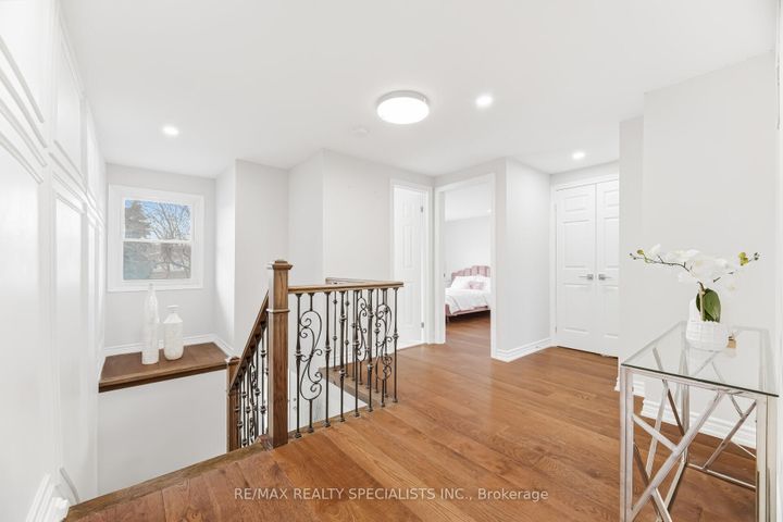 Photo 22 at 6101 Edenwood Drive, Meadowvale, Mississauga