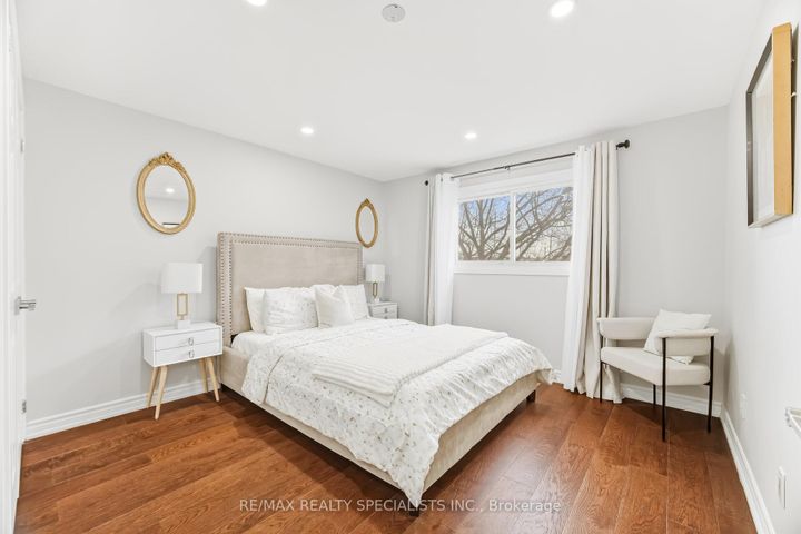 Photo 32 at 6101 Edenwood Drive, Meadowvale, Mississauga