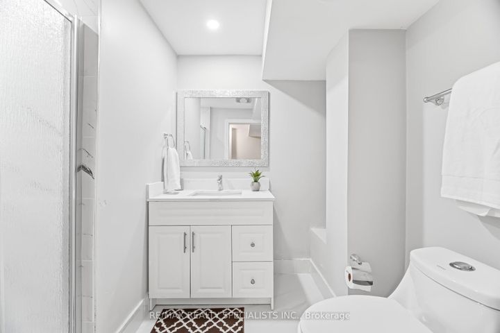 Photo 40 at 6101 Edenwood Drive, Meadowvale, Mississauga