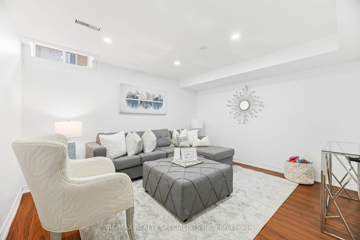 Photo 44 at 6101 Edenwood Drive, Meadowvale, Mississauga