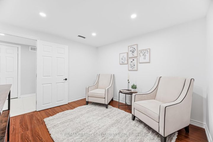 Photo 45 at 6101 Edenwood Drive, Meadowvale, Mississauga