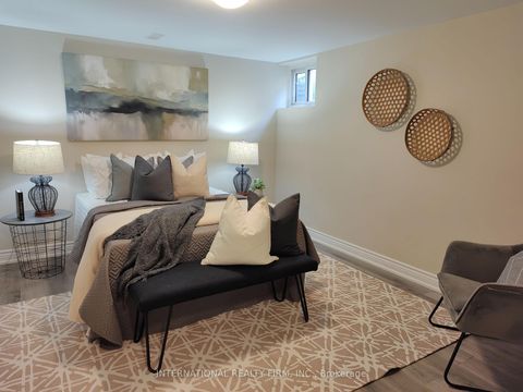 Photo 19 at 463 Rossland Road E, O'Neill, Oshawa