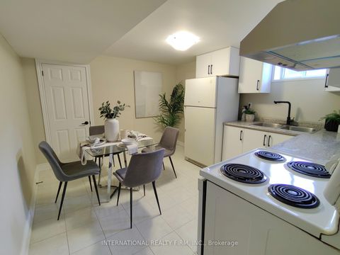 Photo 21 at 463 Rossland Road E, O'Neill, Oshawa