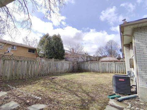 Photo 25 at 463 Rossland Road E, O'Neill, Oshawa