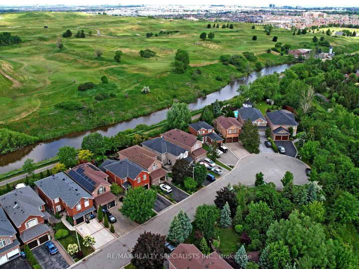 Photo 0 at 1169 Barnswallow Court, East Credit, Mississauga