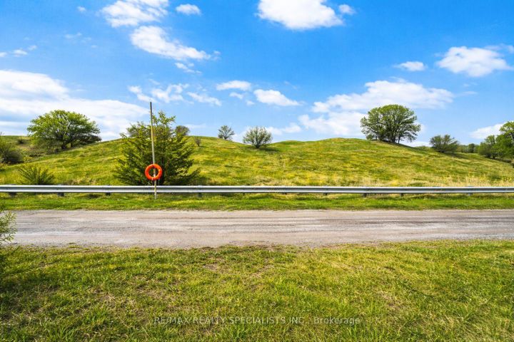 Photo 26 at 1169 Barnswallow Court, East Credit, Mississauga