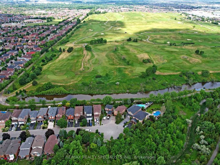 Photo 27 at 1169 Barnswallow Court, East Credit, Mississauga