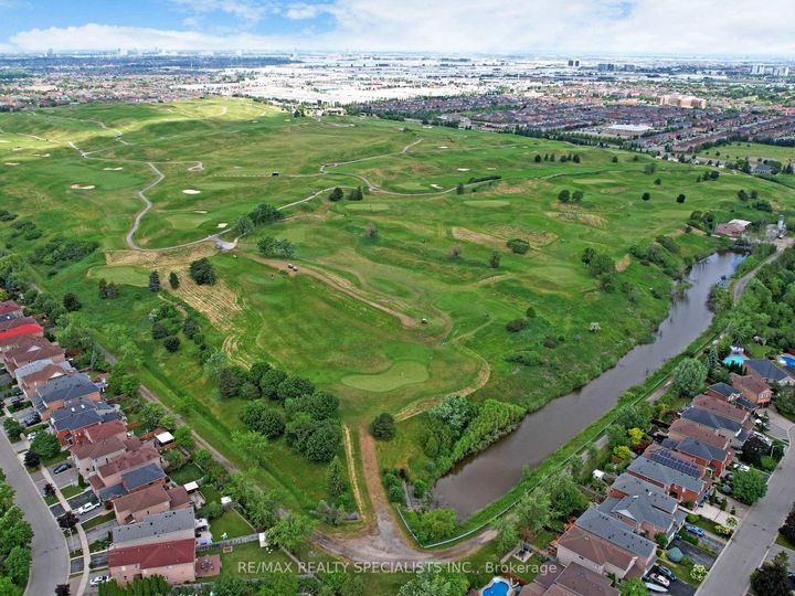 Photo 28 at 1169 Barnswallow Court, East Credit, Mississauga