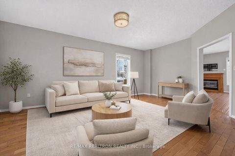 Photo 5 at 94 Bayberry Court, Brooklin, Whitby