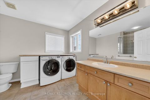 Photo 16 at 94 Bayberry Court, Brooklin, Whitby