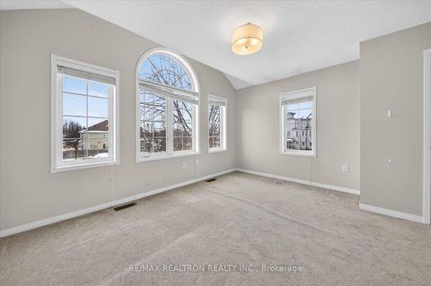 Photo 24 at 94 Bayberry Court, Brooklin, Whitby