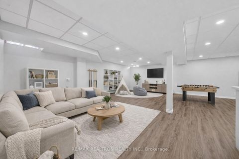 Photo 26 at 94 Bayberry Court, Brooklin, Whitby