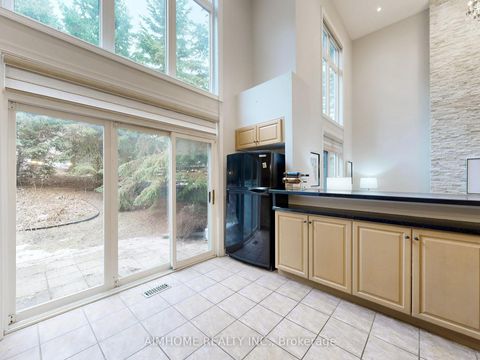 Photo 18 at 962 On Bogart Circle, College Manor, Newmarket