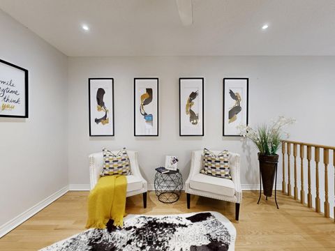 Photo 32 at 962 On Bogart Circle, College Manor, Newmarket