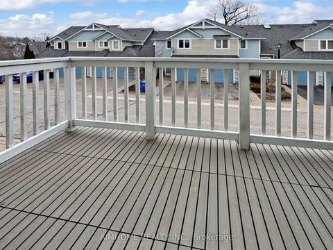 Photo 46 at 962 On Bogart Circle, College Manor, Newmarket