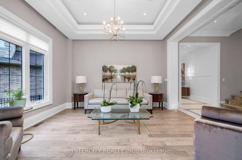 Photo 4 at 34 Rosebud Court, Kleinburg, Vaughan