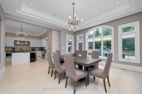 Photo 6 at 34 Rosebud Court, Kleinburg, Vaughan