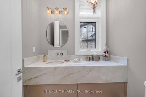 Photo 14 at 34 Rosebud Court, Kleinburg, Vaughan