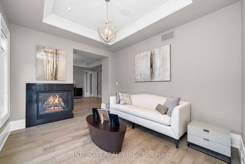 Photo 18 at 34 Rosebud Court, Kleinburg, Vaughan