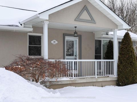 Photo 3 at 10 Gram Street, Maple, Vaughan