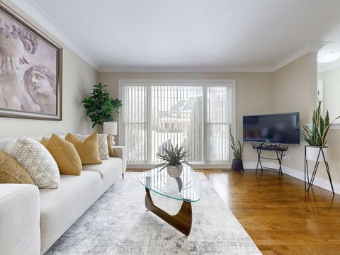 Photo 8 at 10 Gram Street, Maple, Vaughan