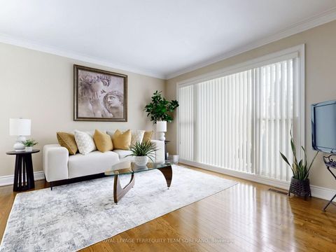 Photo 9 at 10 Gram Street, Maple, Vaughan