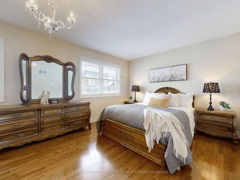 Photo 22 at 10 Gram Street, Maple, Vaughan