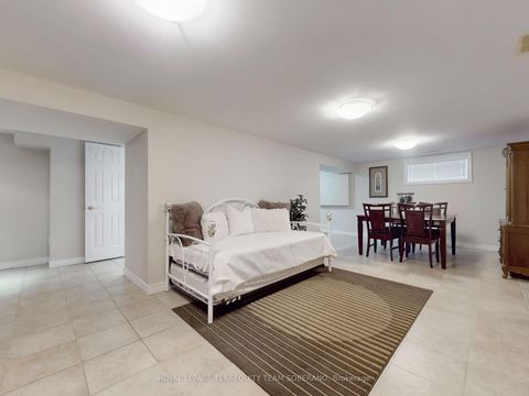 Photo 32 at 10 Gram Street, Maple, Vaughan