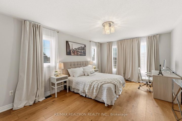 Photo 26 at 2 Daniel Bram Drive, Patterson, Vaughan