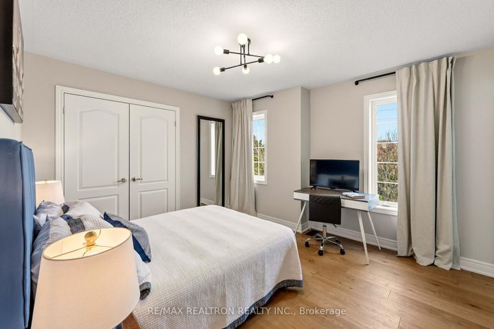 Photo 30 at 2 Daniel Bram Drive, Patterson, Vaughan