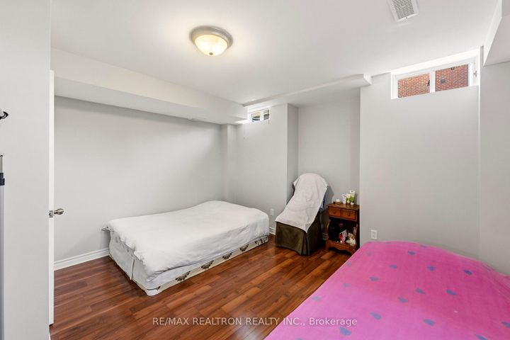 Photo 36 at 2 Daniel Bram Drive, Patterson, Vaughan