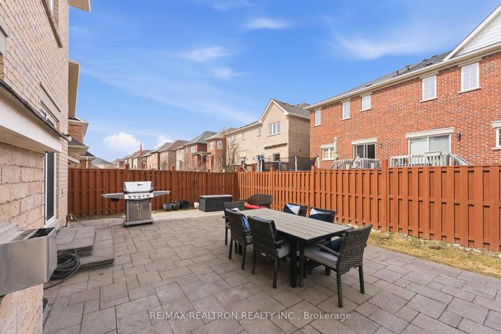 Photo 43 at 2 Daniel Bram Drive, Patterson, Vaughan