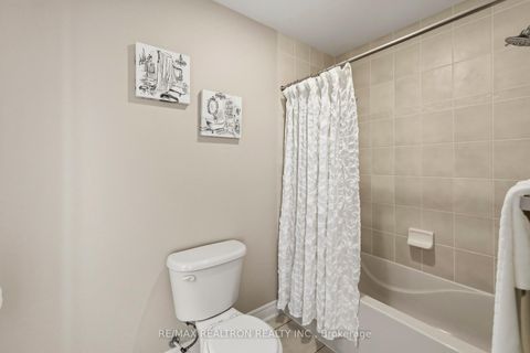 Photo 29 at 2 Daniel Bram Drive, Patterson, Vaughan