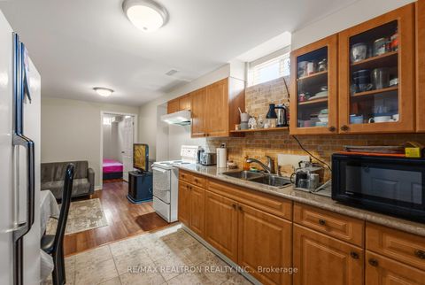 Photo 33 at 2 Daniel Bram Drive, Patterson, Vaughan