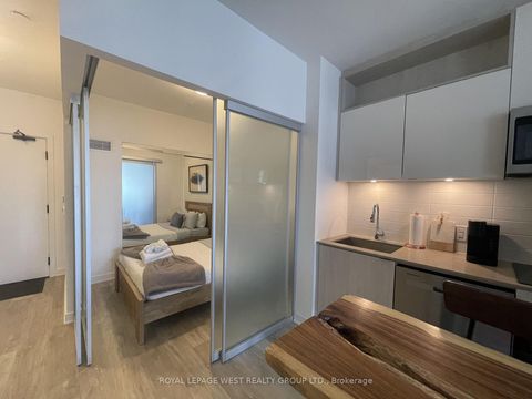 Photo 10 at 1064 - 135 Lower Sherbourne Street, Waterfront Communities C8, Toronto