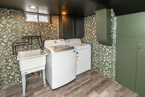 Photo 28 at 73 College Crescent, Grove East, Barrie