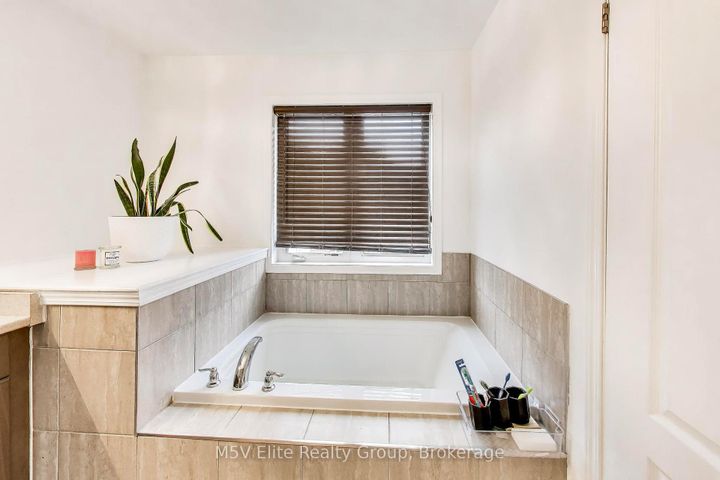 Photo 24 at 57 Agricola Road, Northwest Brampton, Brampton