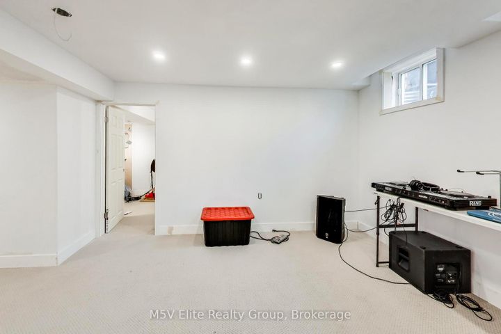 Photo 34 at 57 Agricola Road, Northwest Brampton, Brampton