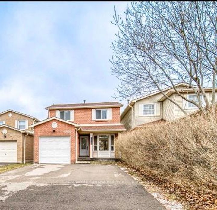Photo 1 at 6051 Fullerton Crescent, Meadowvale, Mississauga