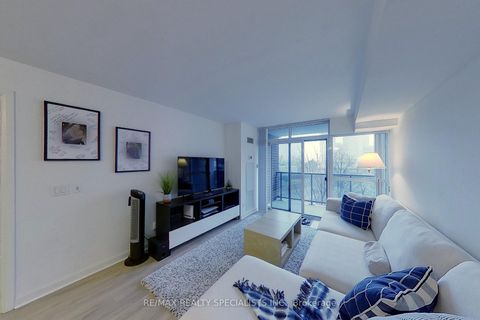 Photo 3 at 310 - 1 Michael Power Place, City Centre West, Toronto