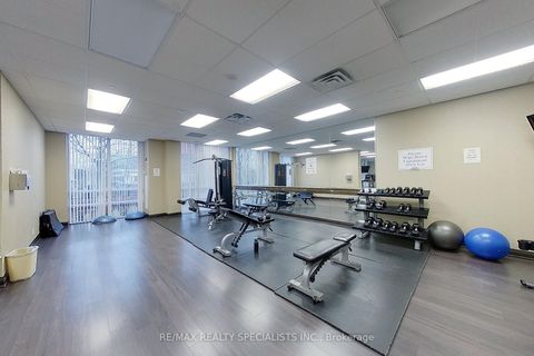 Photo 14 at 310 - 1 Michael Power Place, City Centre West, Toronto