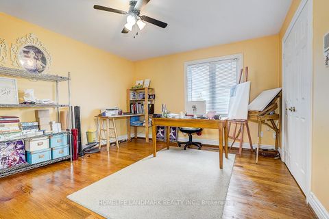 Photo 36 at 17 Averill Crescent, Newtonbrook East, Toronto