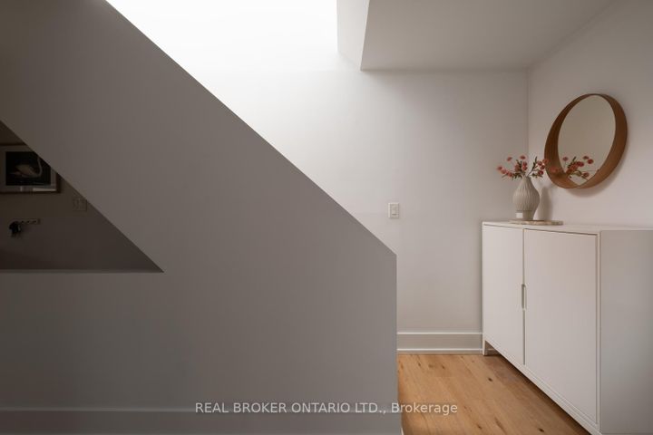 Photo 16 at 276 Gowan Avenue, East York, Toronto