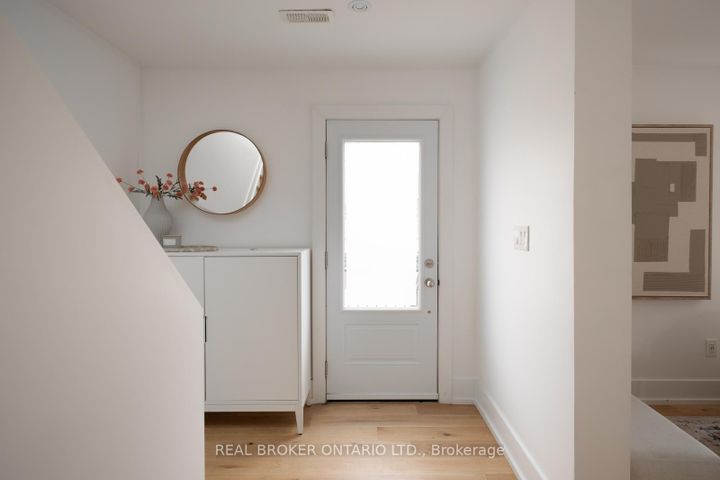 Photo 19 at 276 Gowan Avenue, East York, Toronto