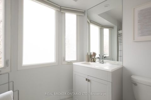 Photo 32 at 276 Gowan Avenue, East York, Toronto